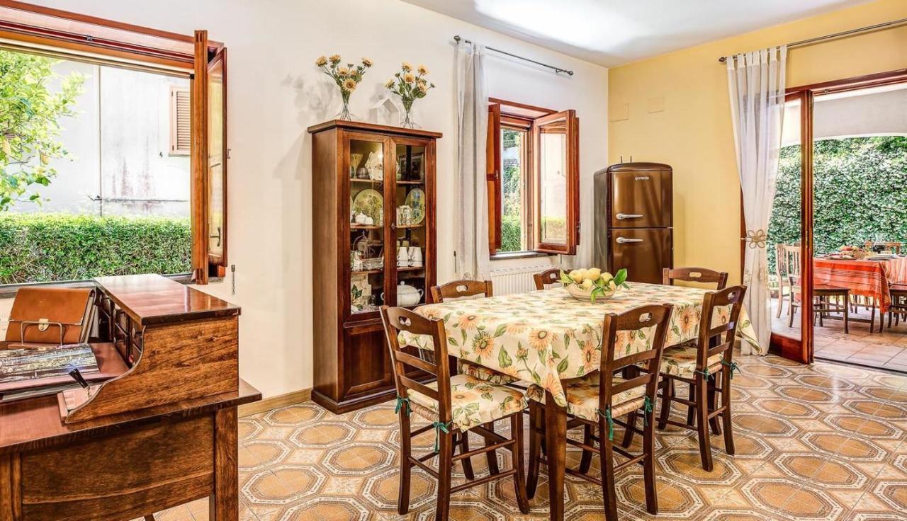 Villa Dei Fiori - Exclusive Villa With Garden In Sorrento Coast Vico Equense Exterior foto